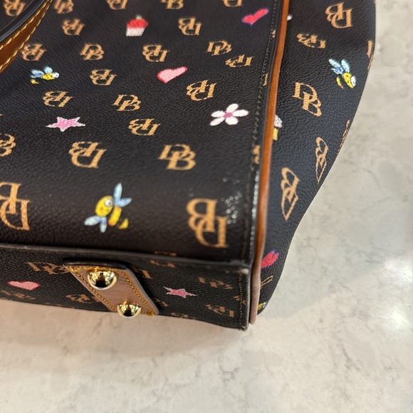 Dooney & Bourke Gretta Ashton novelty heart ❤️ & cupcake leather tote - Picture 9 of 9